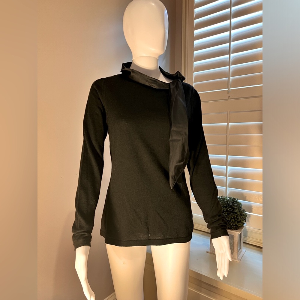 Brook’s Brother Black Women’s Blouse (Medium)